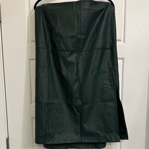 Ava & Viv Forest Green Textured Skirt